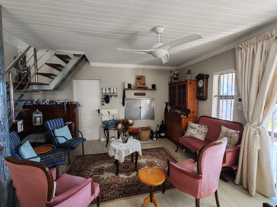 3 Bedroom Property for Sale in De Kelders Western Cape